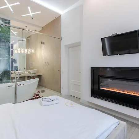 Royal Special Bathtub Апартаменти *